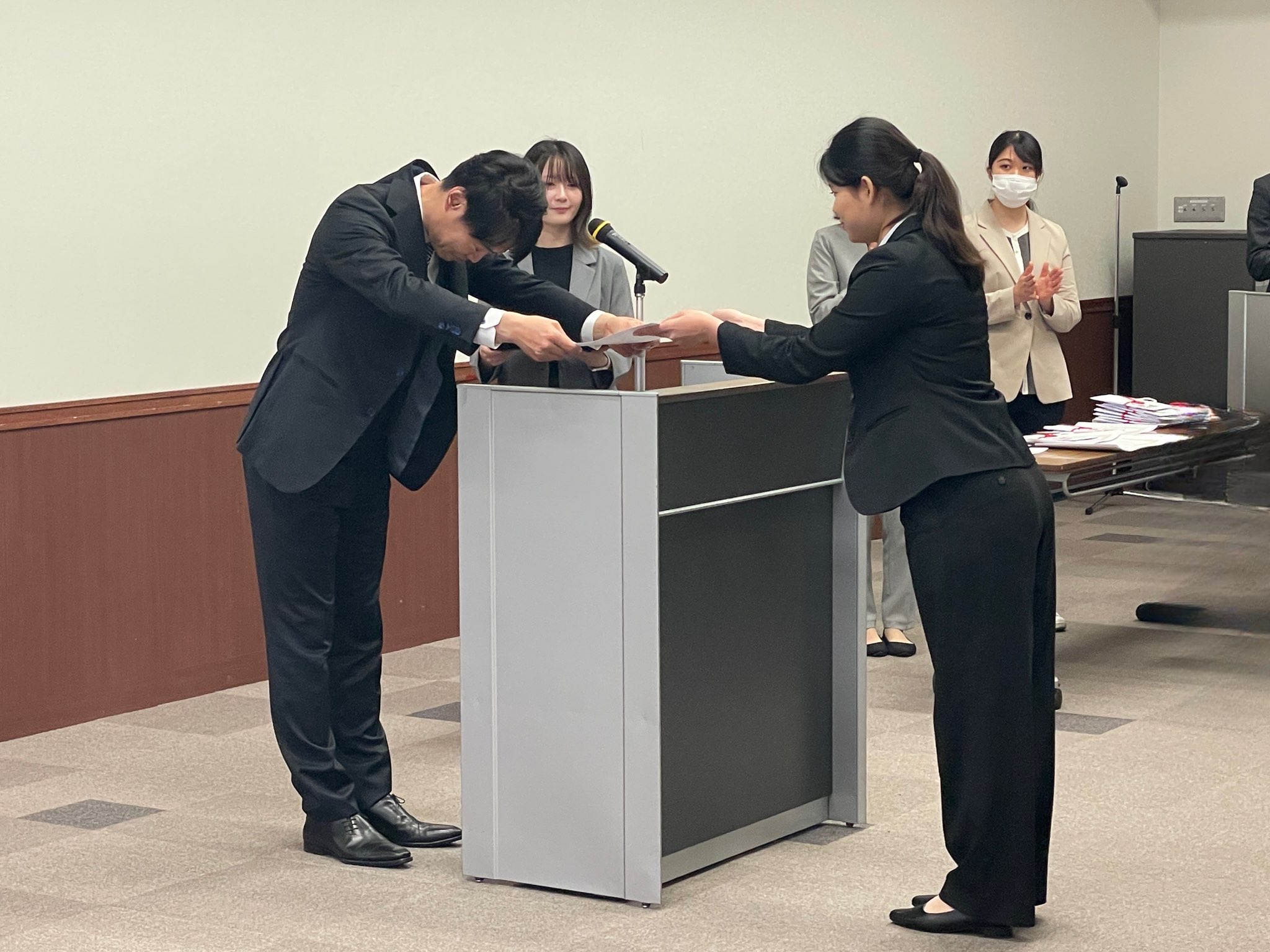 ルポゼソリューション株式会社表彰式を執り行いました